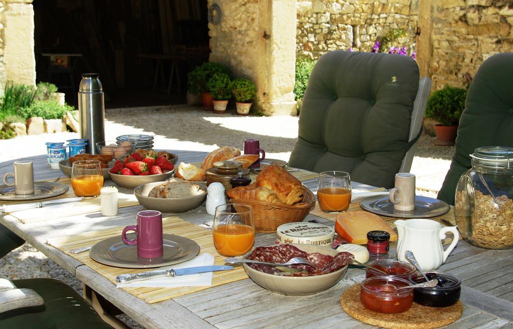 Bed and Breakfast Le Mas De La Fontaine Le Pegue Exteriér fotografie